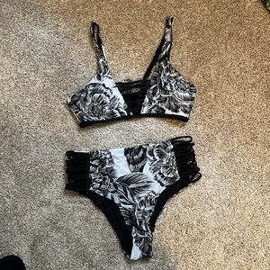 Tini bikini size small two piece